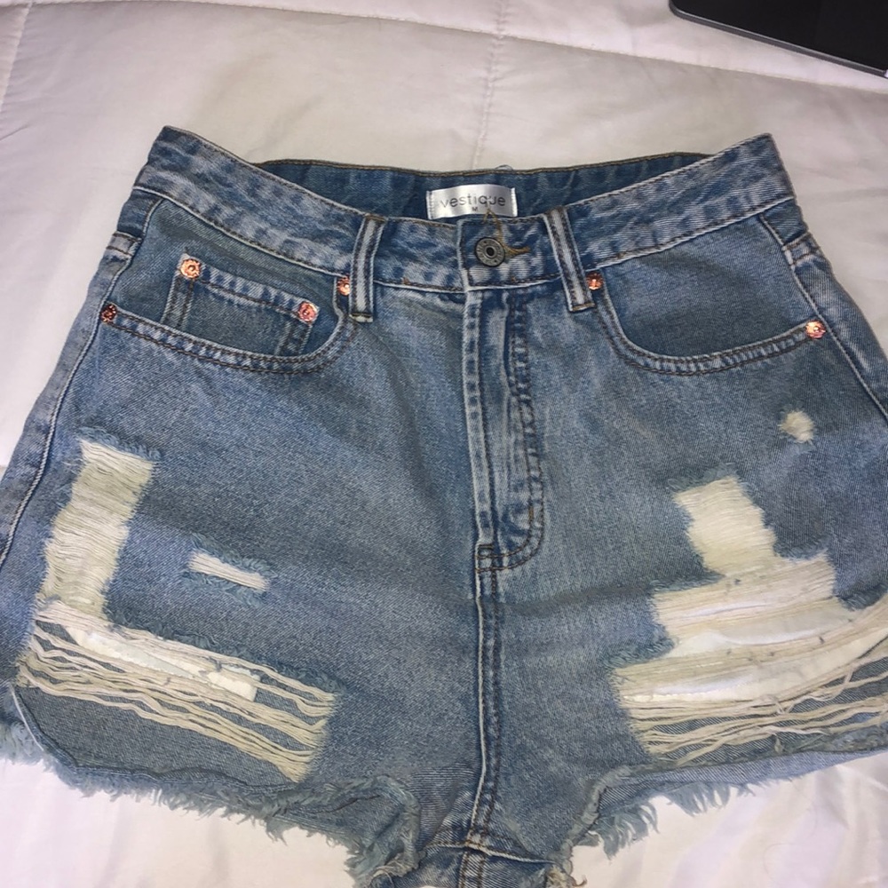 Women’s high waisted denim shorts